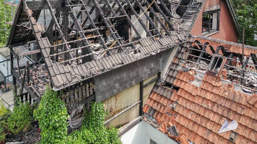 Luftaufnahmen Brandinspektion Drohne Brandschaden