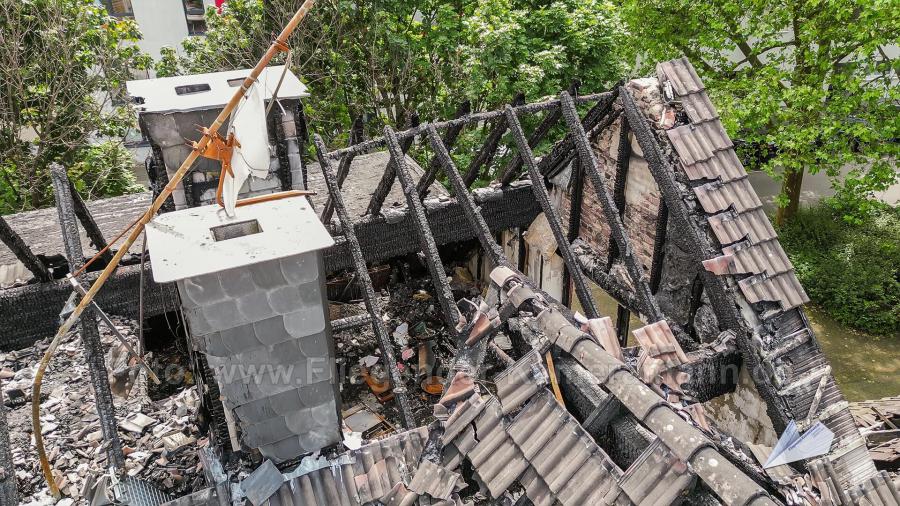 Luftaufnahmen Brandinspektion Drohne Brandschaden