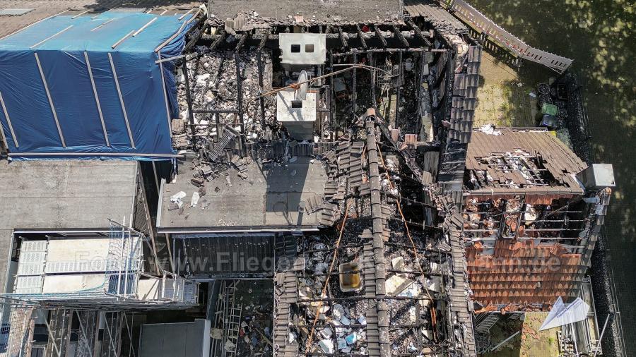 Luftaufnahmen Brandinspektion Drohne Brandschaden