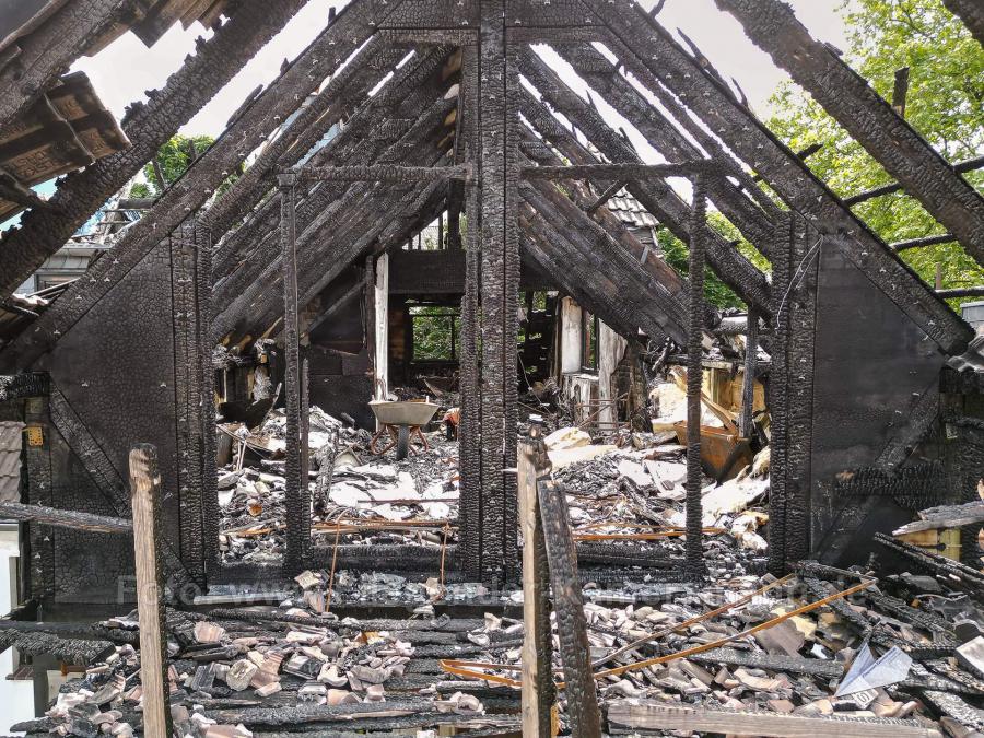 Luftaufnahmen Brandinspektion Drohne Brandschaden