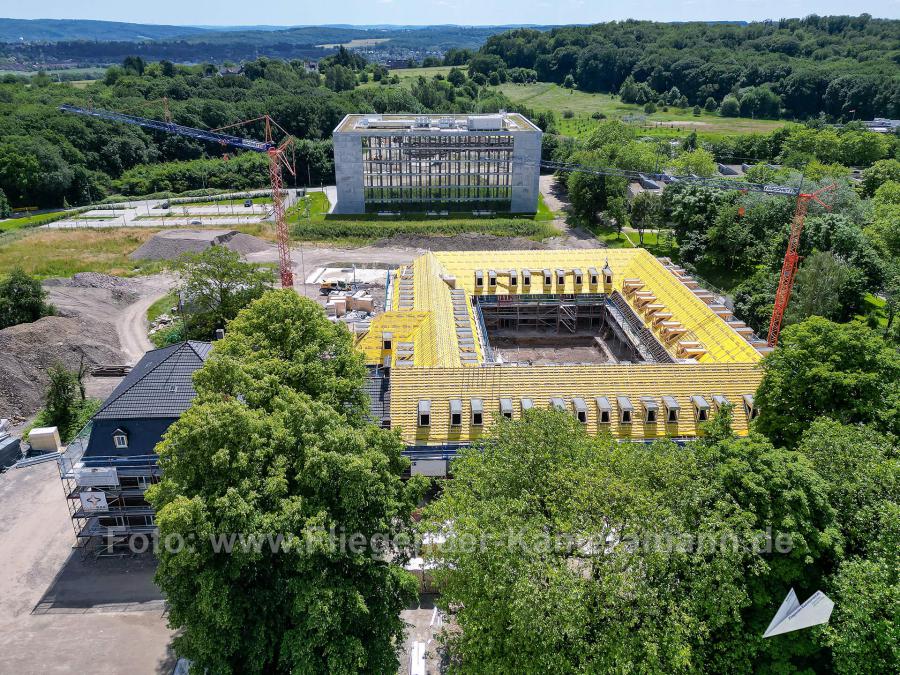 Luftaufnahmen der Umbauarbeiten am Lennershof in Bochum-Querenburg