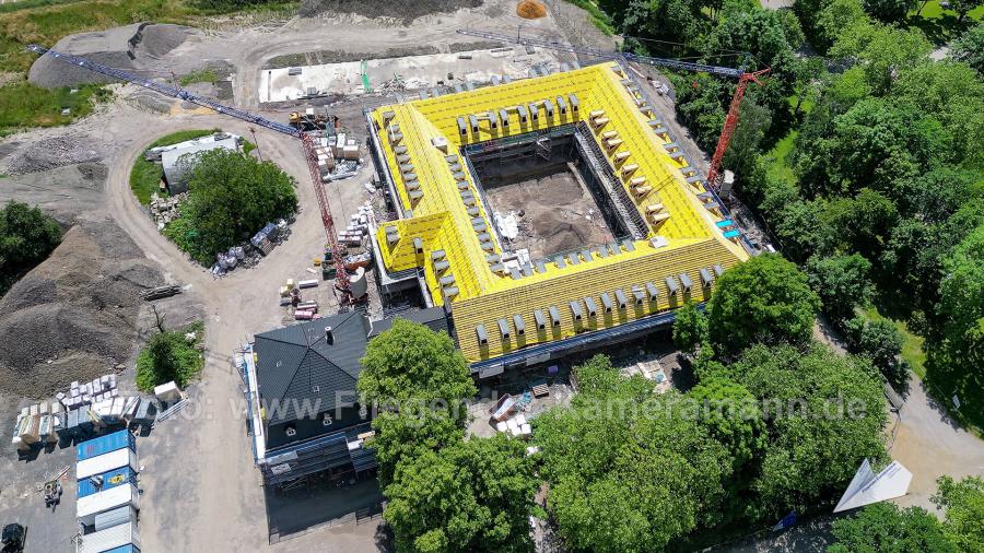 Luftaufnahmen der Umbauarbeiten am Lennershof in Bochum-Querenburg