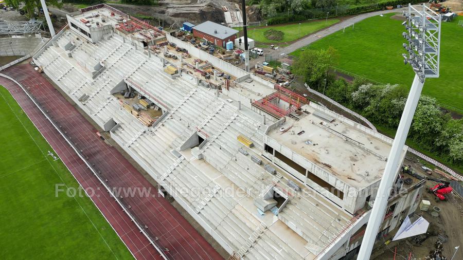 Luftaufnahmen der Umbauarbeiten am Lohrheidestadion in Bochum-Wattenscheid