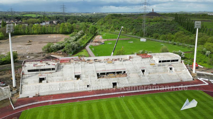 Luftaufnahmen der Umbauarbeiten am Lohrheidestadion in Bochum-Wattenscheid