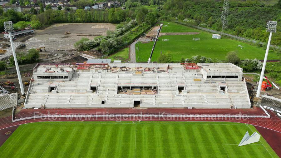 Luftaufnahmen der Umbauarbeiten am Lohrheidestadion in Bochum-Wattenscheid