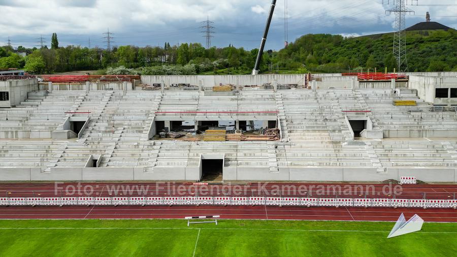 Luftaufnahmen der Umbauarbeiten am Lohrheidestadion in Bochum-Wattenscheid